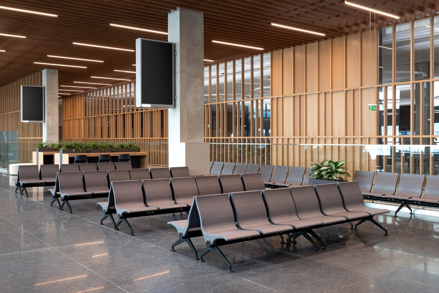VNO T4 terminalo interjeras